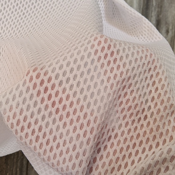 Bebe Sport White Sleeveless Top Size Large - Picture 7 of 7